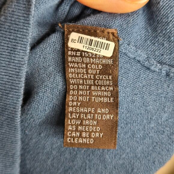 J. MCLAUGHLIN Teal Blue Long Sleeve Sweater Button Detail on Sleeves Size L - Picture 5 of 6